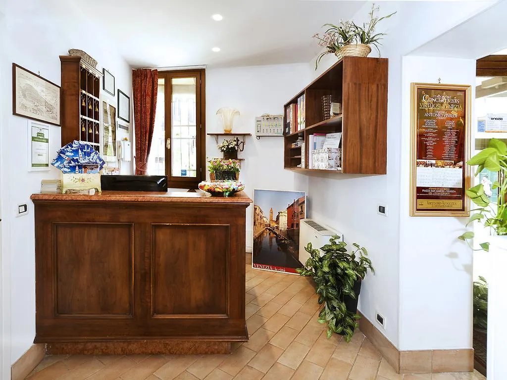 Alojamento de Acomodação e Pequeno-almoço Locanda Casa Querini Veneza