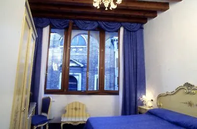 Alojamento de Acomodação e Pequeno-almoço Locanda Casa Querini Veneza