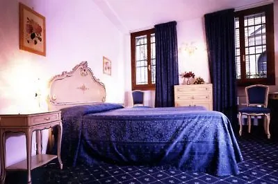 ヴェネツィア ロカンダ カーサ クエリニ Bed & Breakfast